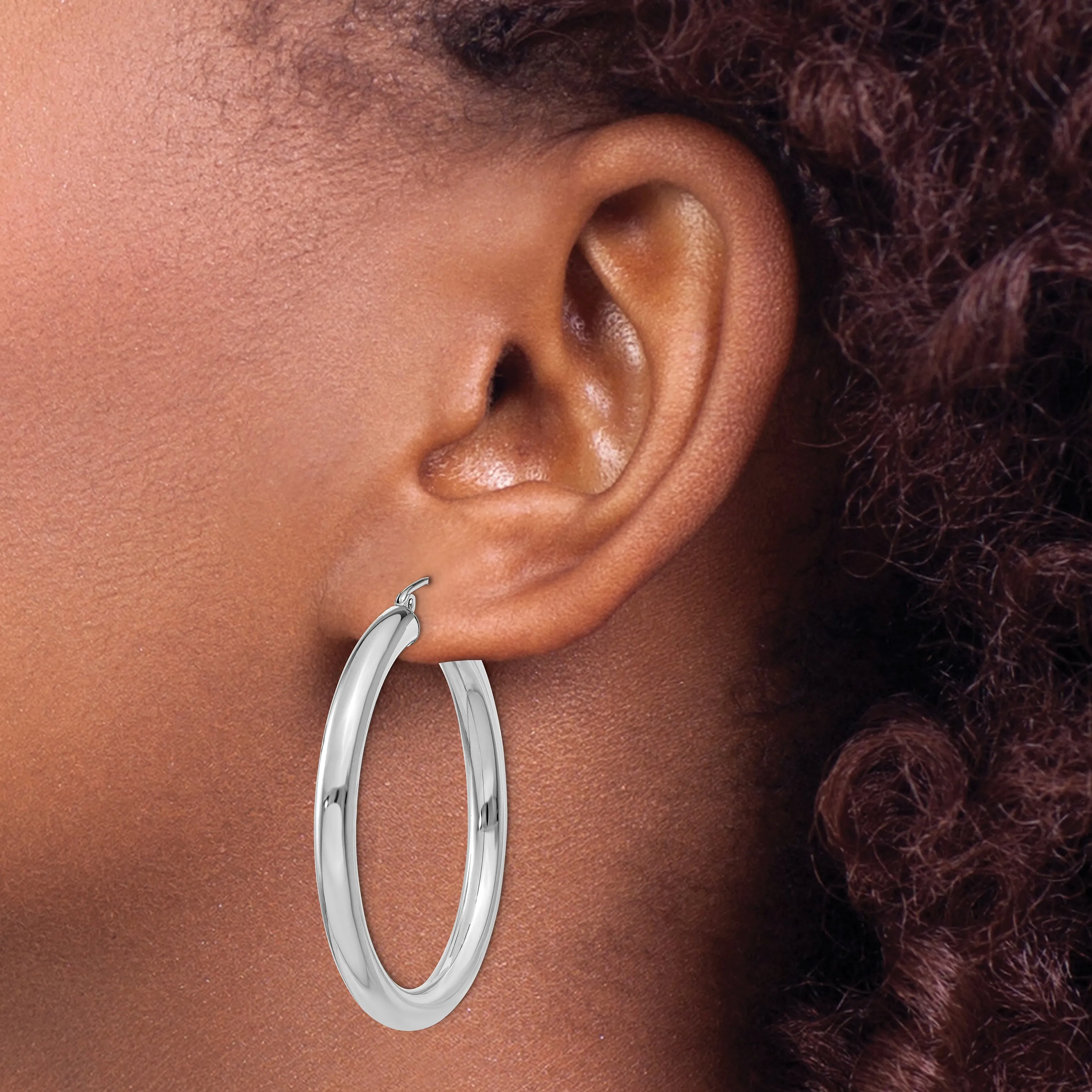 10K White Gold 4mm Polished Hoop Earrings with Rhodium Finish