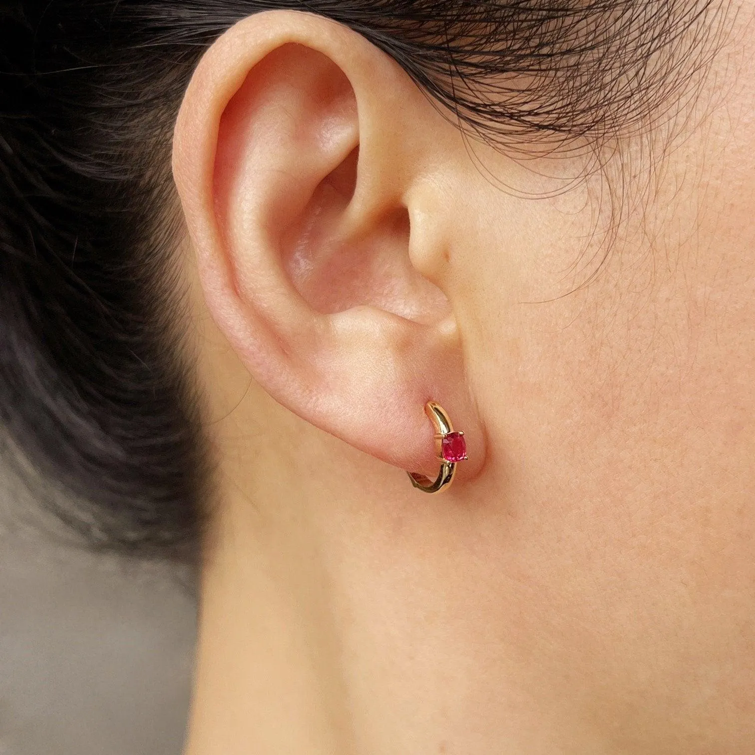 18k Natural Red Spinel Huggie Hoop Earrings