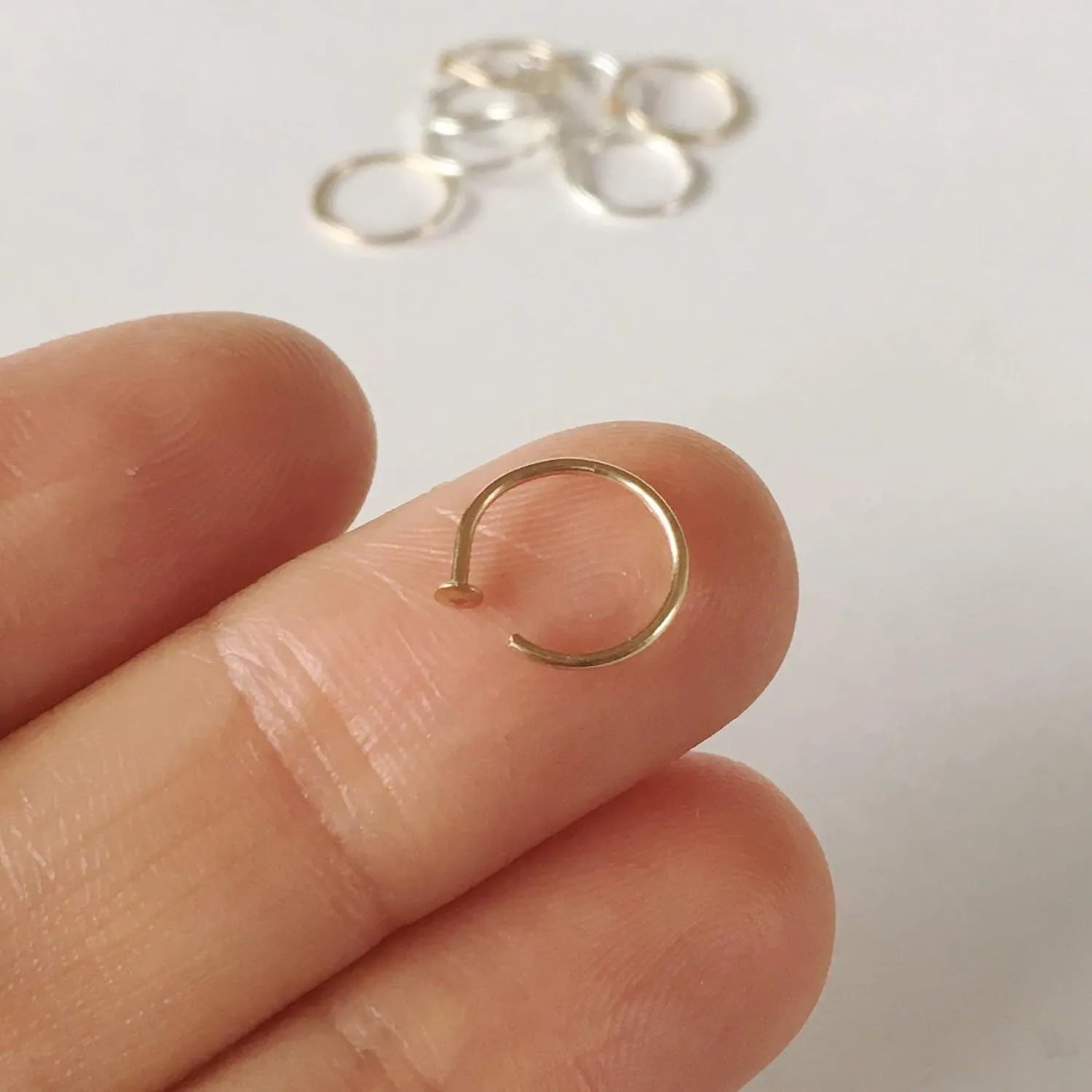22g 6mm - 7mm 14k Gold Filled Adjustable Hoop Nose Ring - 22 Gauge 6-7MM (22g 6mm - 7mm, 14k Gold Filled)