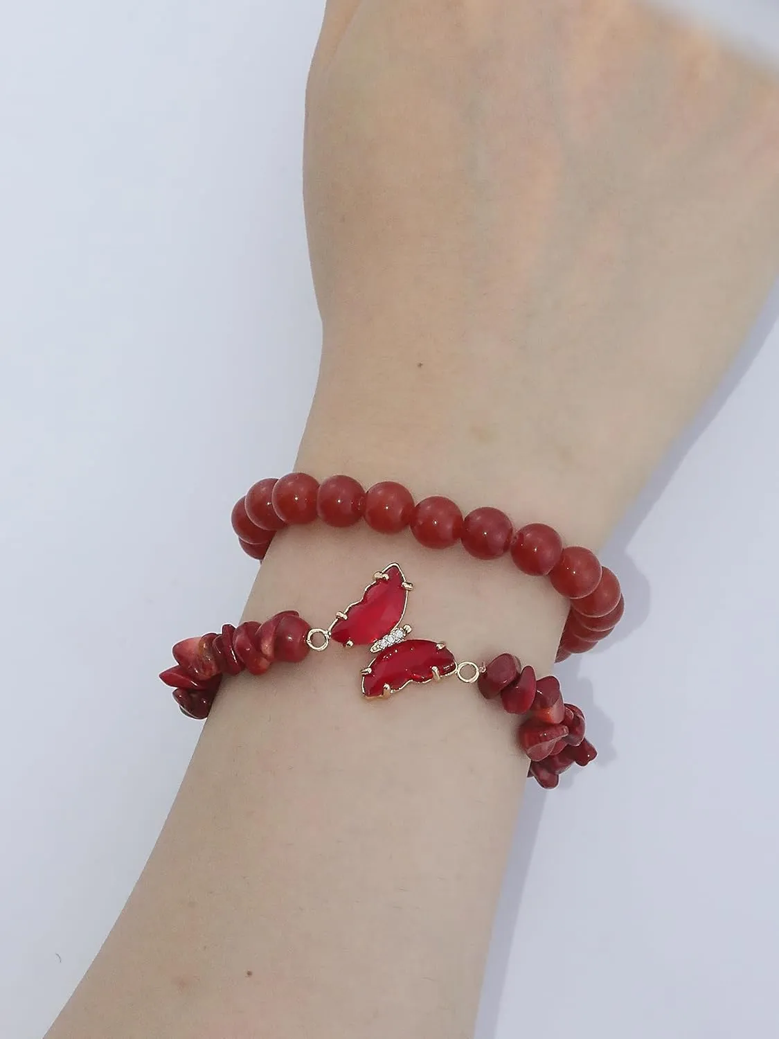 2pcs Butterfly Bracelet for Women 8mm Healing Crystal Beaded Charms Stretch Bracelet Crystal Agate Handmade Good Luck Energy Chakra Stone Beaded Bangle Healing Bracelet Jewelry