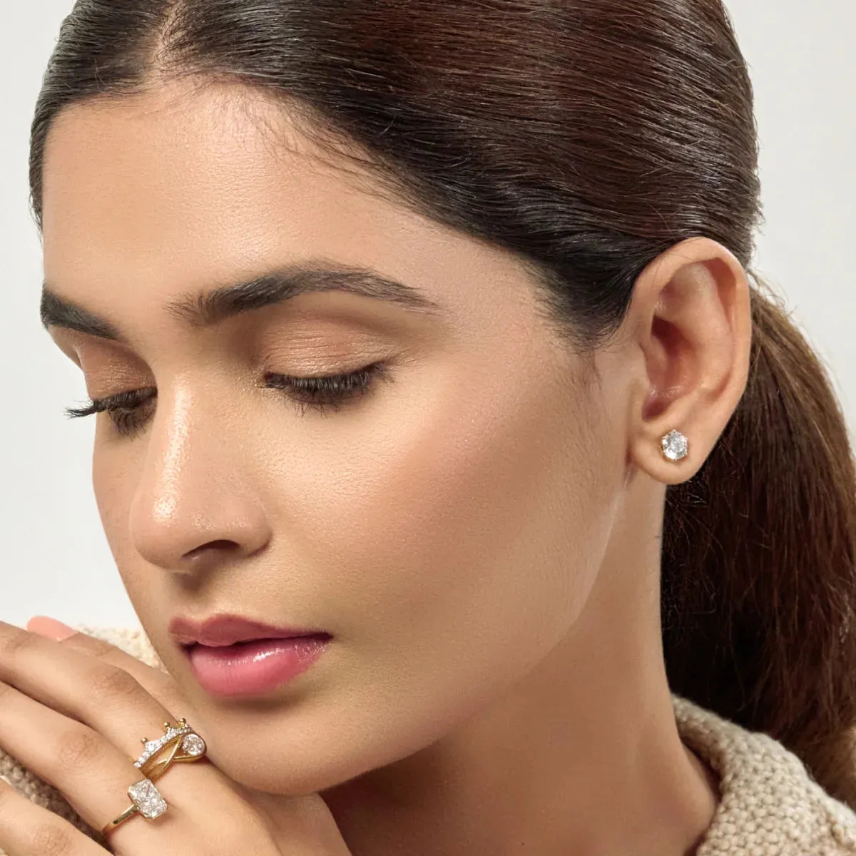 4ct Round Diamond Studs