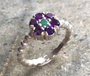 Amethyst Flower Ring - Purple Daisy Ring - Emerald Dainty Ring