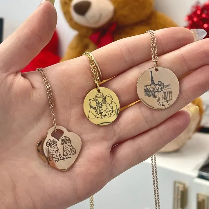Custom Soulmate© Round Necklace Photo Outline