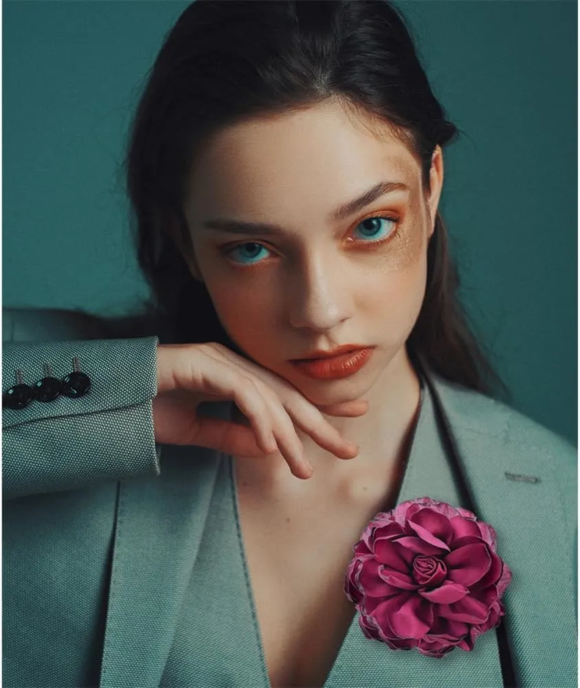 Dainty Fabric Flower Brooches Large Silk Lapel Pin Elegant Camellia Flower Brooch Pins for Women Classic Formal Occasions Clothing Accessories