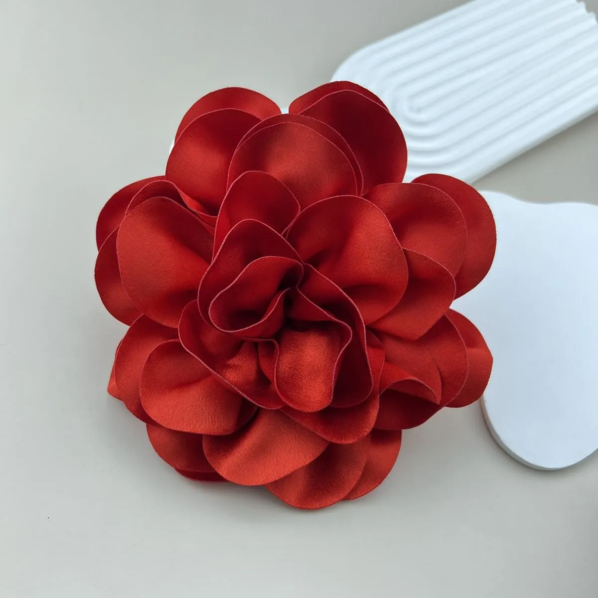 Dainty Satin Fabric Rose Flower Brooches 7.5in Extra Large Big Camellia Flower Brooches Lapel Pins for Women Wedding Party Dance Dress Clothes Accessories