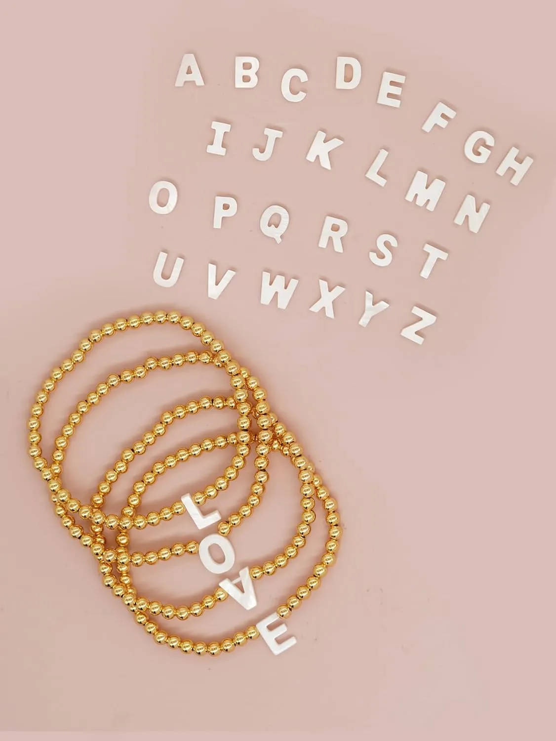 Danity Gold Beads Shell Letter Beads Bracelets Initial Bracelets 26 Letters Initial Charms Bracelet for Women Gifts Gold Plated Stretch Beaded Ball Bracelet Jewelry Gifts