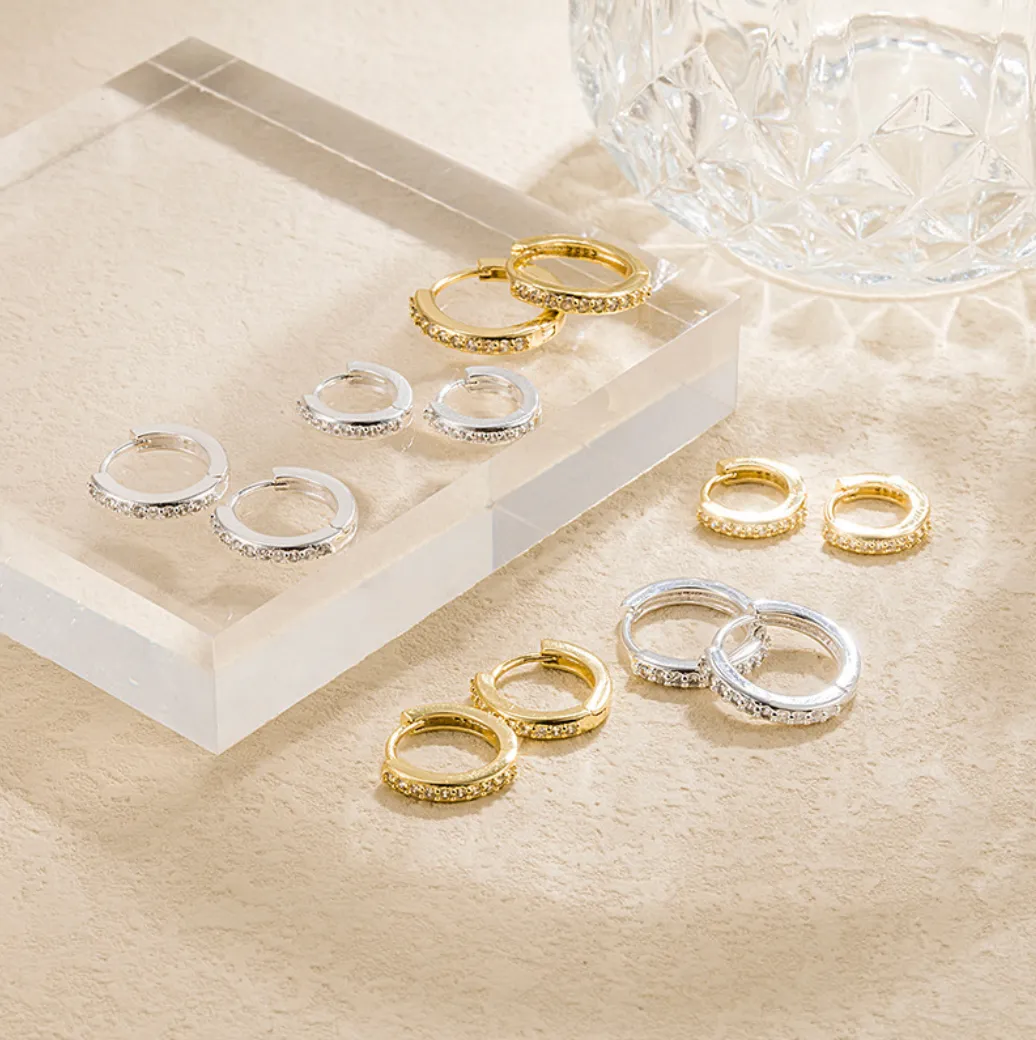 E172 paved dainty huggie hoop earrings