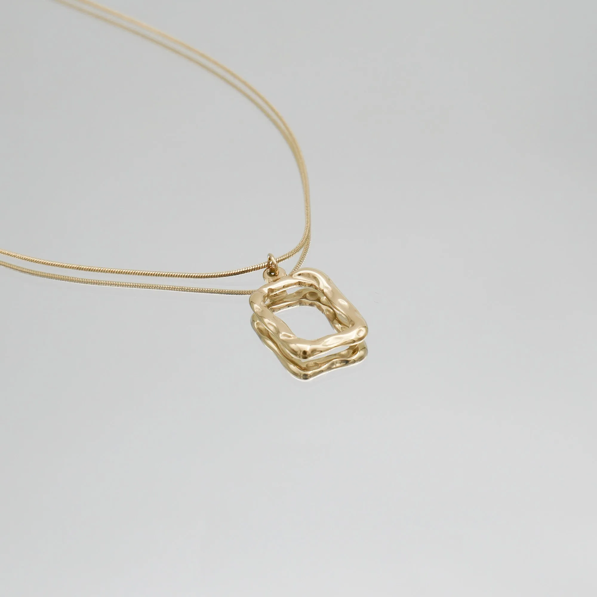 Elise Pendant Necklace