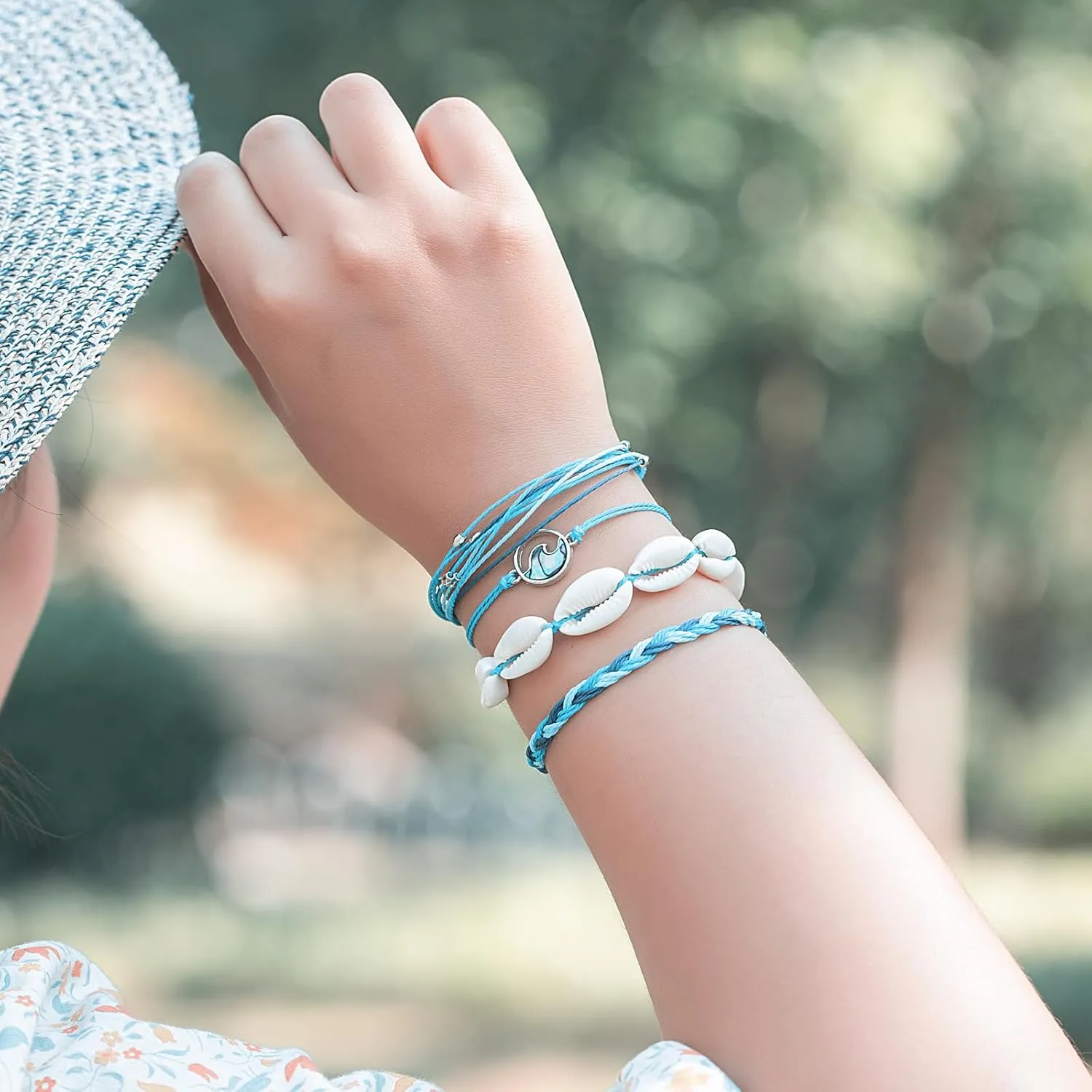 FANCY SHINY Wave String Bracelets Braid Puka Shell Bead Bracelets Handmade Cute Trendy Boho Easter Jewelry Gifts for Women