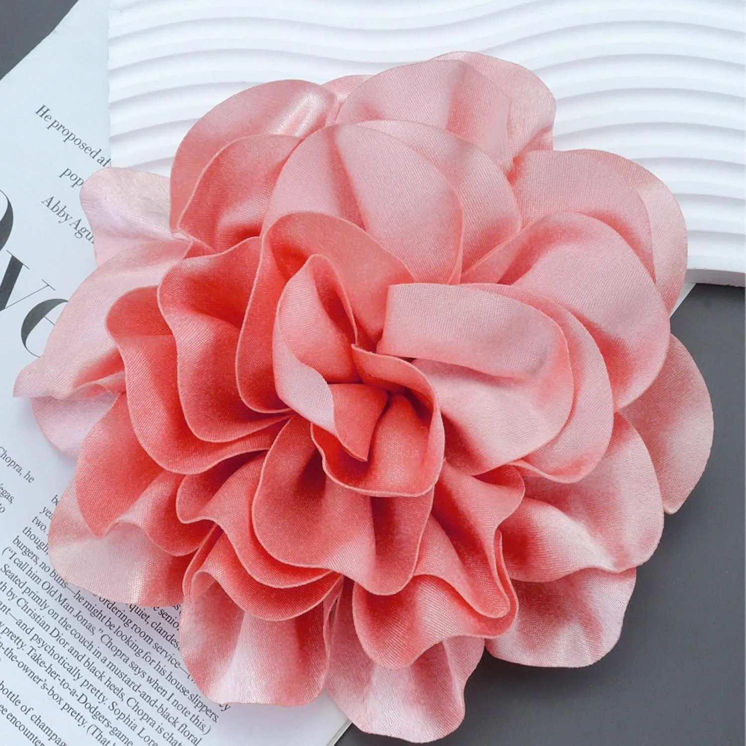 Flower Pins for Clothes Fabric Large Flower Brooches for Women Statement Rose Flower Lapel Pin for Wedding Party Banquet Wedding Guest Dresses Suit Accessories