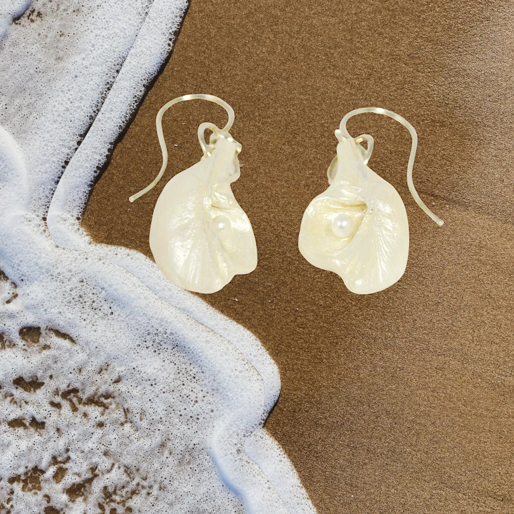 Harmony Freshwater Pearls Island Goddess Seashell Earrings