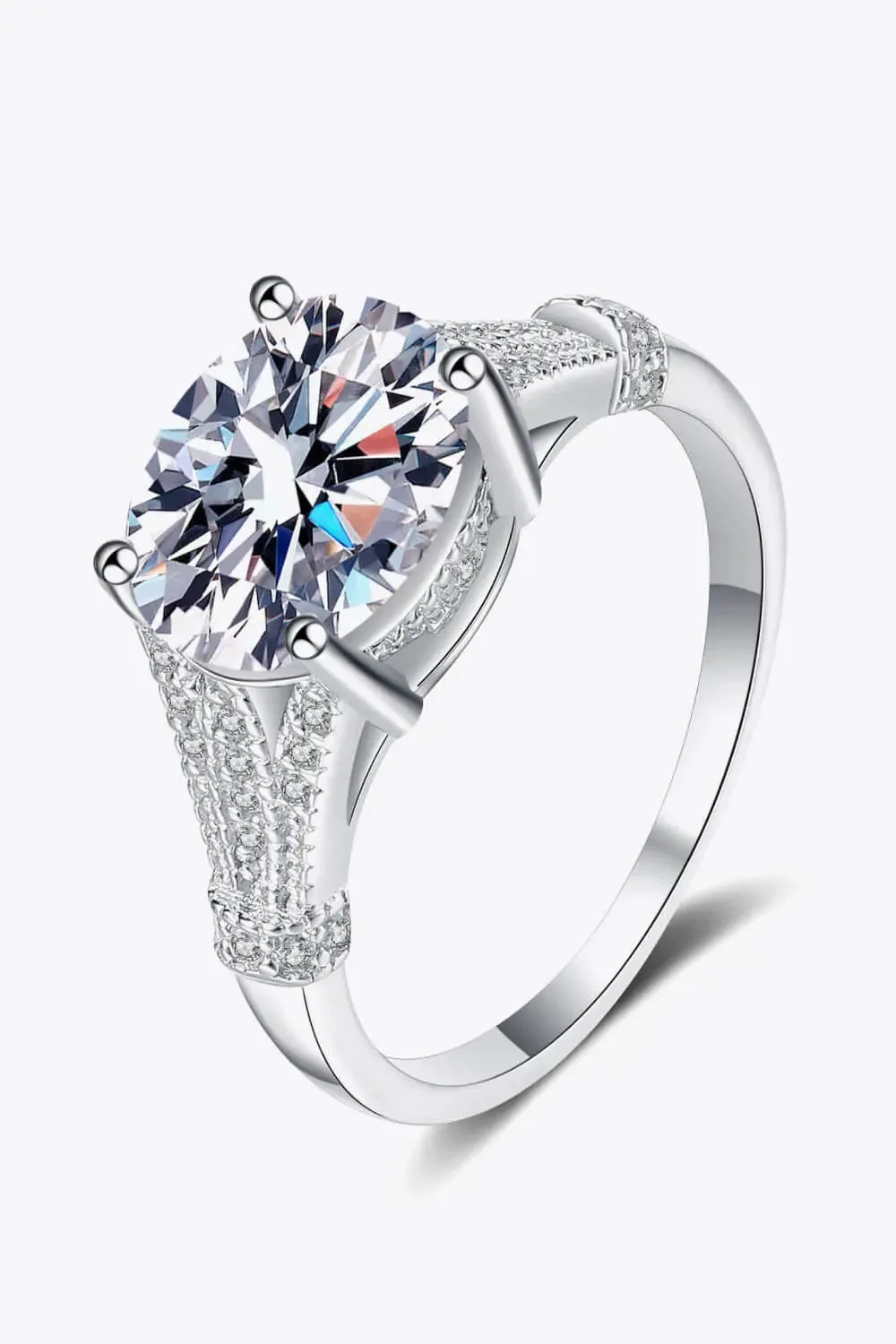 LOVCIA Unpredictable Day 3 Carat Moissanite Ring