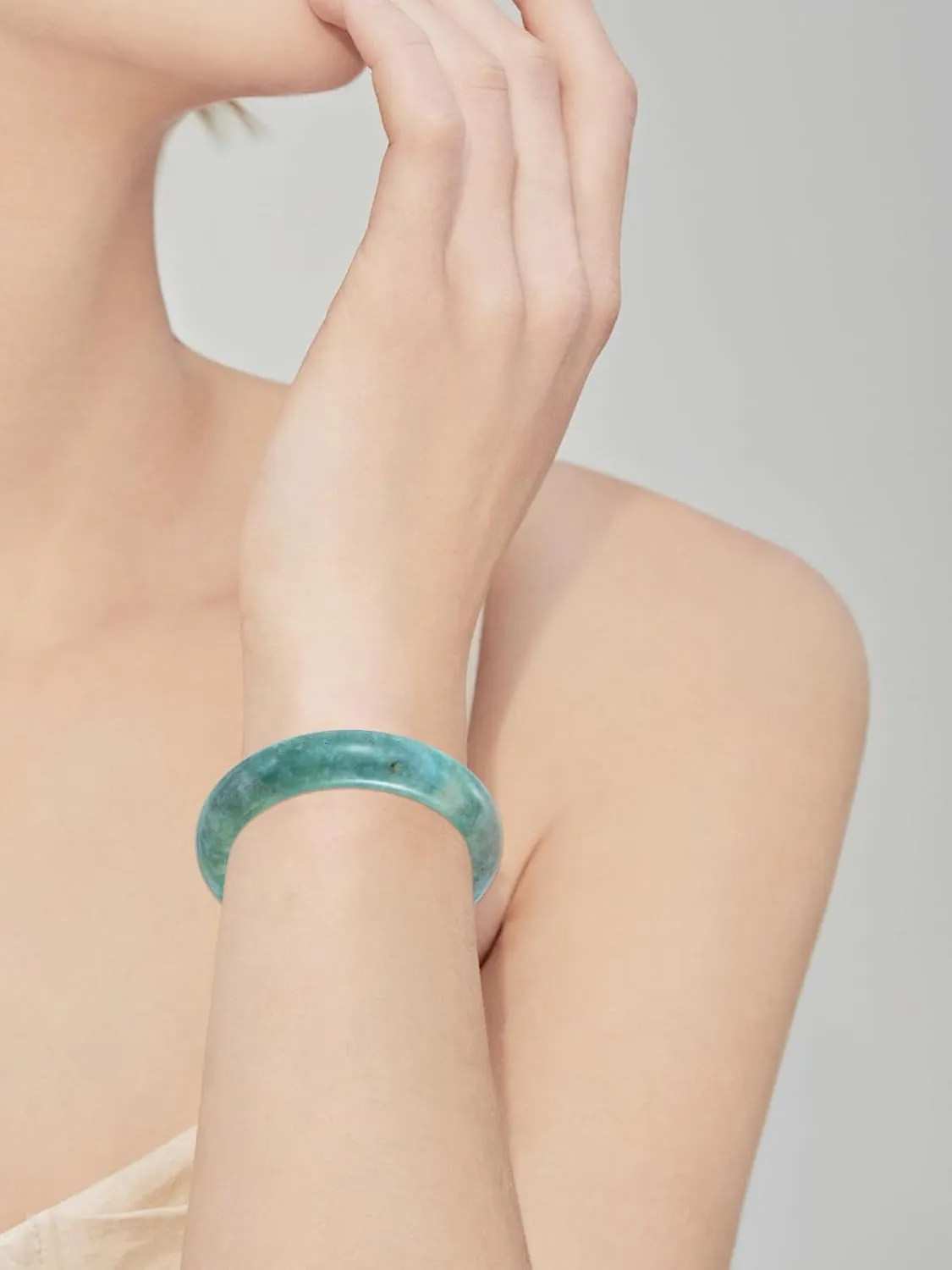 Natural Jade Bangle Feng Shui Jadeite Bangle Bracelet Good Luck Jewelry Birthday Valentine's Day Mother's Day Gifts for Women Her Mom Grandma
