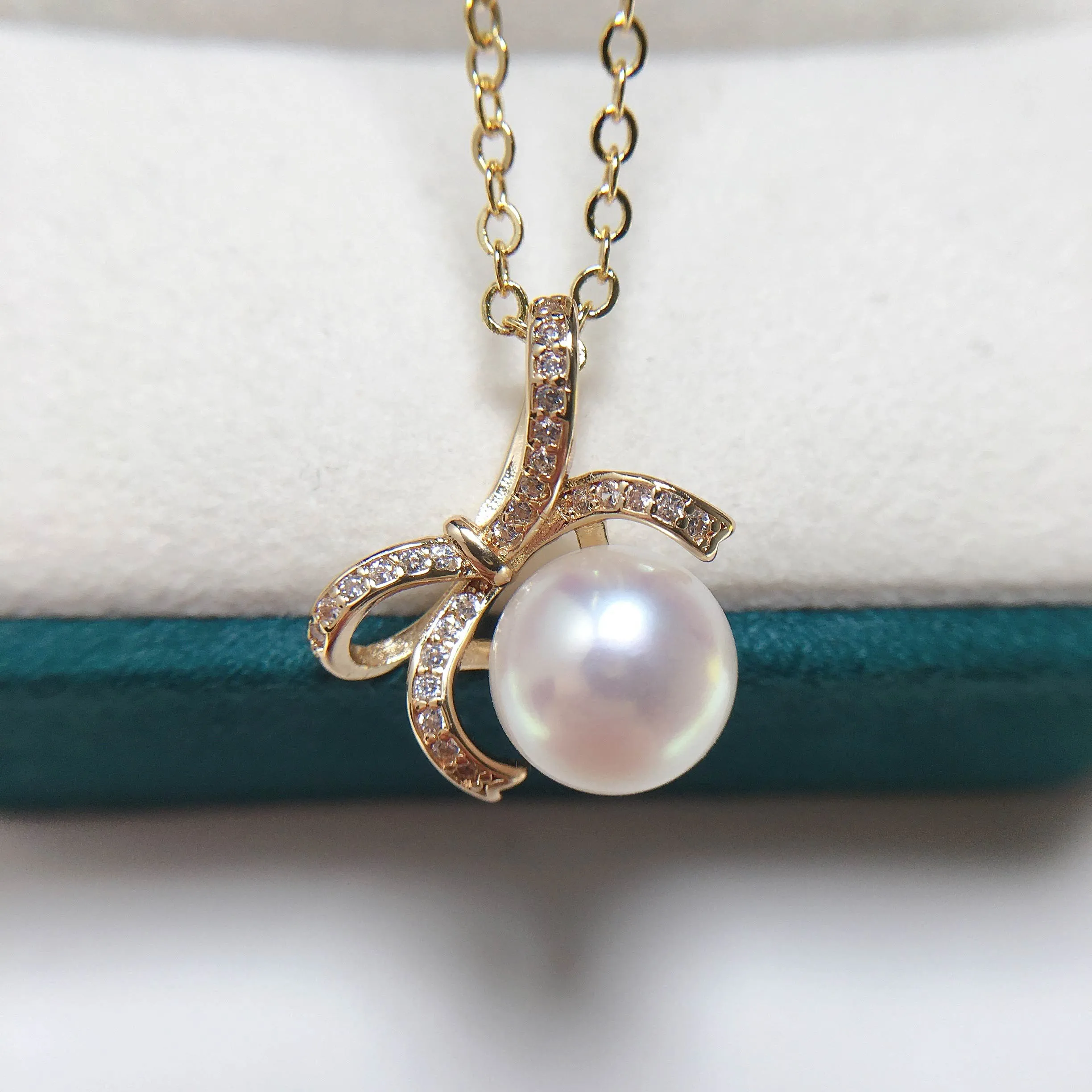 New Sweet Bow Pearl Pendant 100% Real Natural Freshwater Pearl Necklace