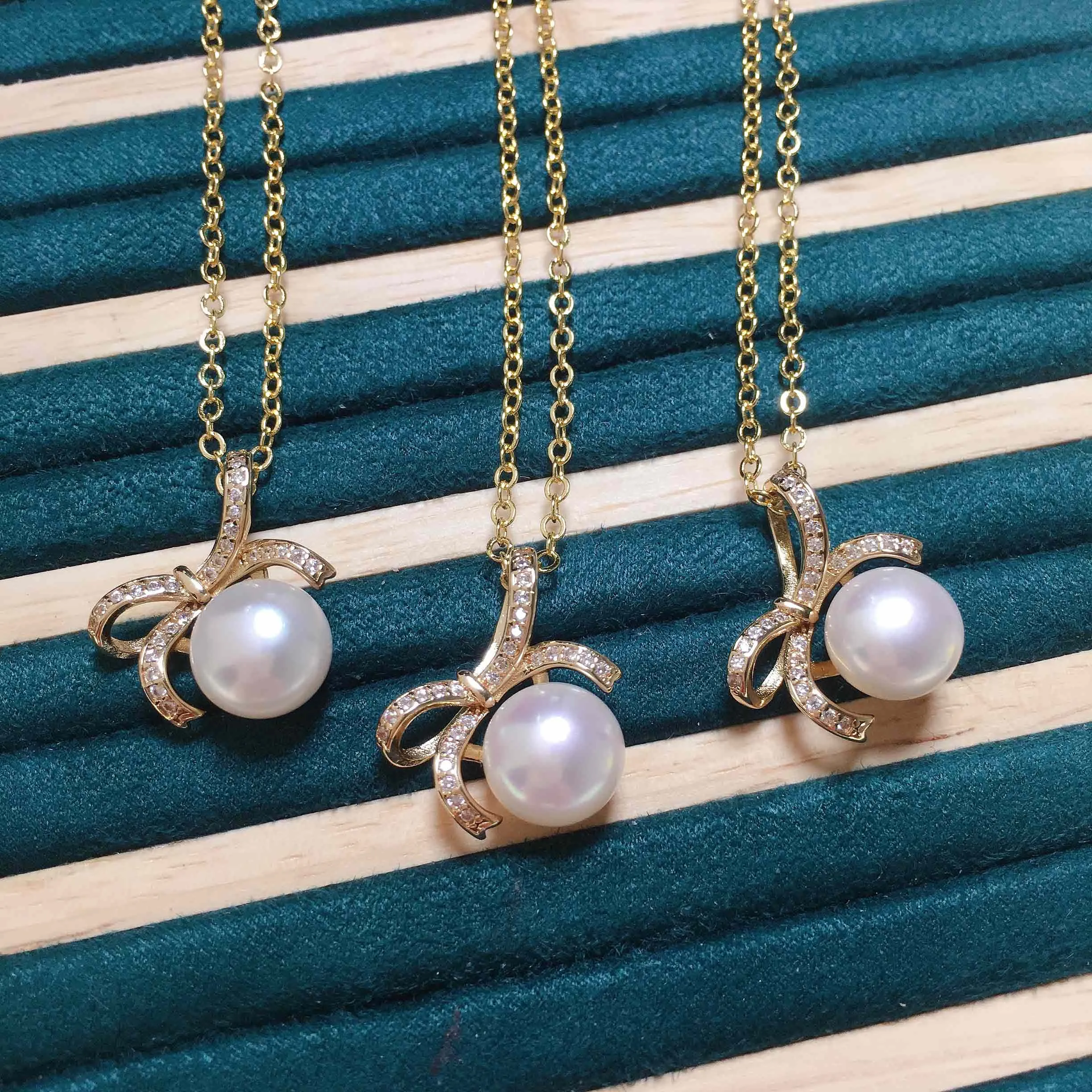 New Sweet Bow Pearl Pendant 100% Real Natural Freshwater Pearl Necklace