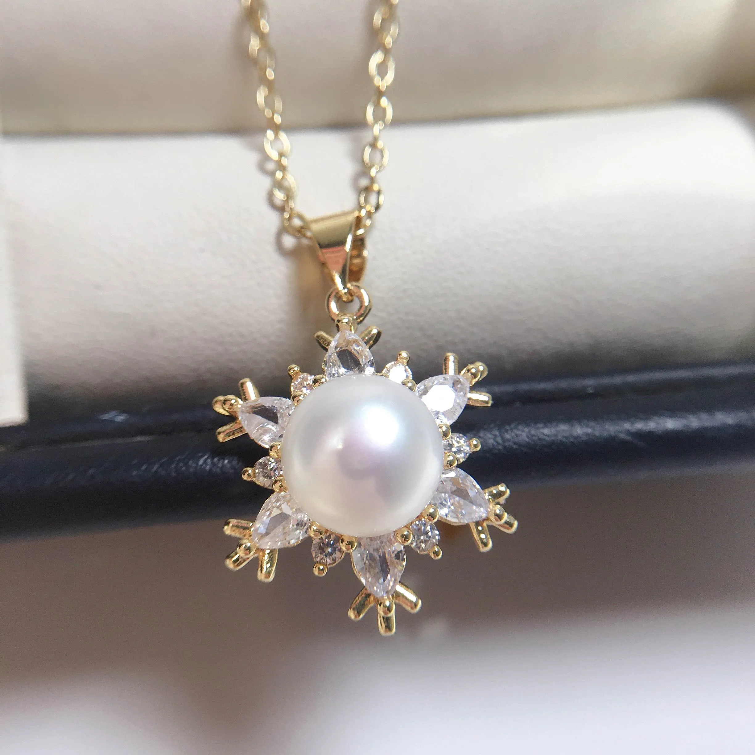 New Trendy Exquisite 14K Gold Plated Pearl Necklace