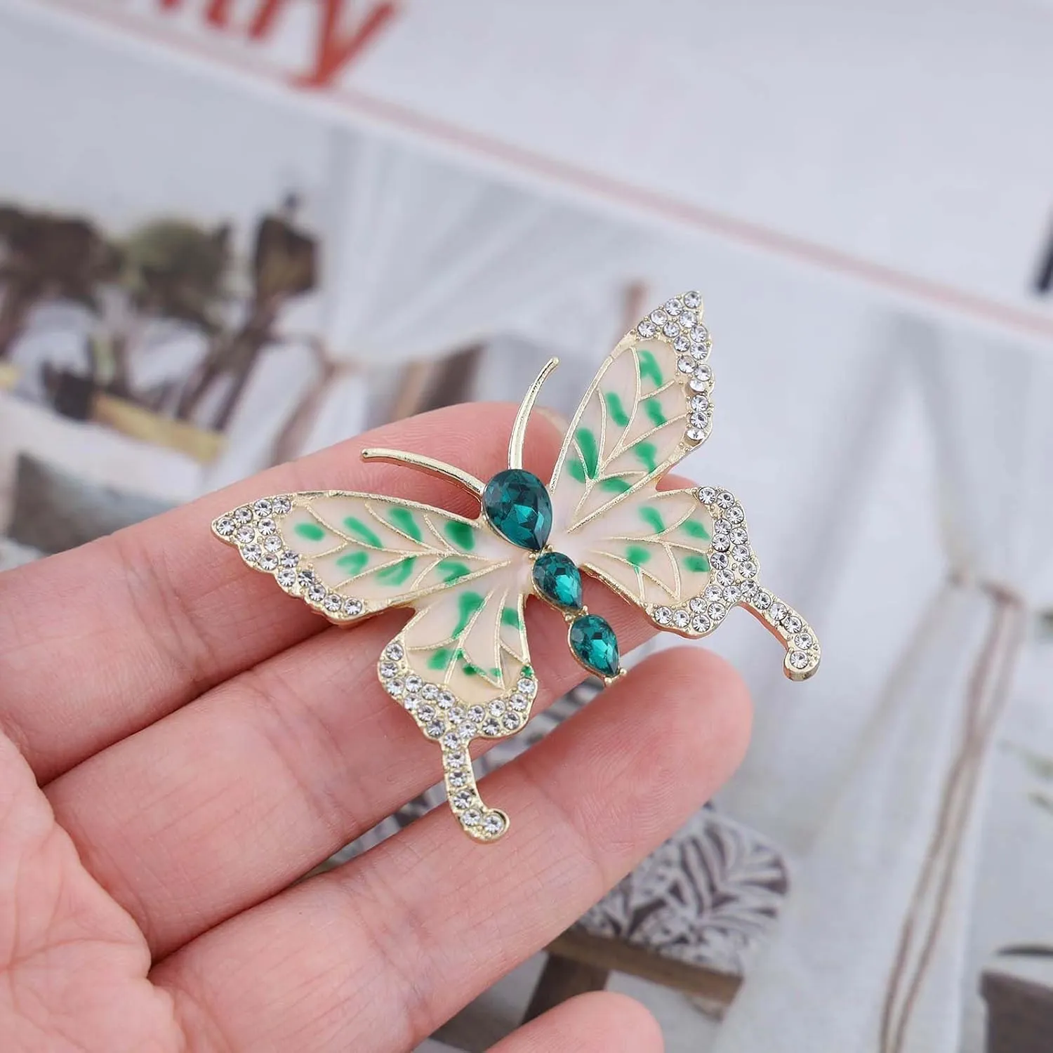 Pearl Shell Resin Butterfly Brooch Pin Sparkly Crystal Butterfly Brooches Pin Lepel Pin Hollow Butterfly Wing Brooch Pin Rhinestone Butterfly Brooch Pin Decorative (Green Resin 1)