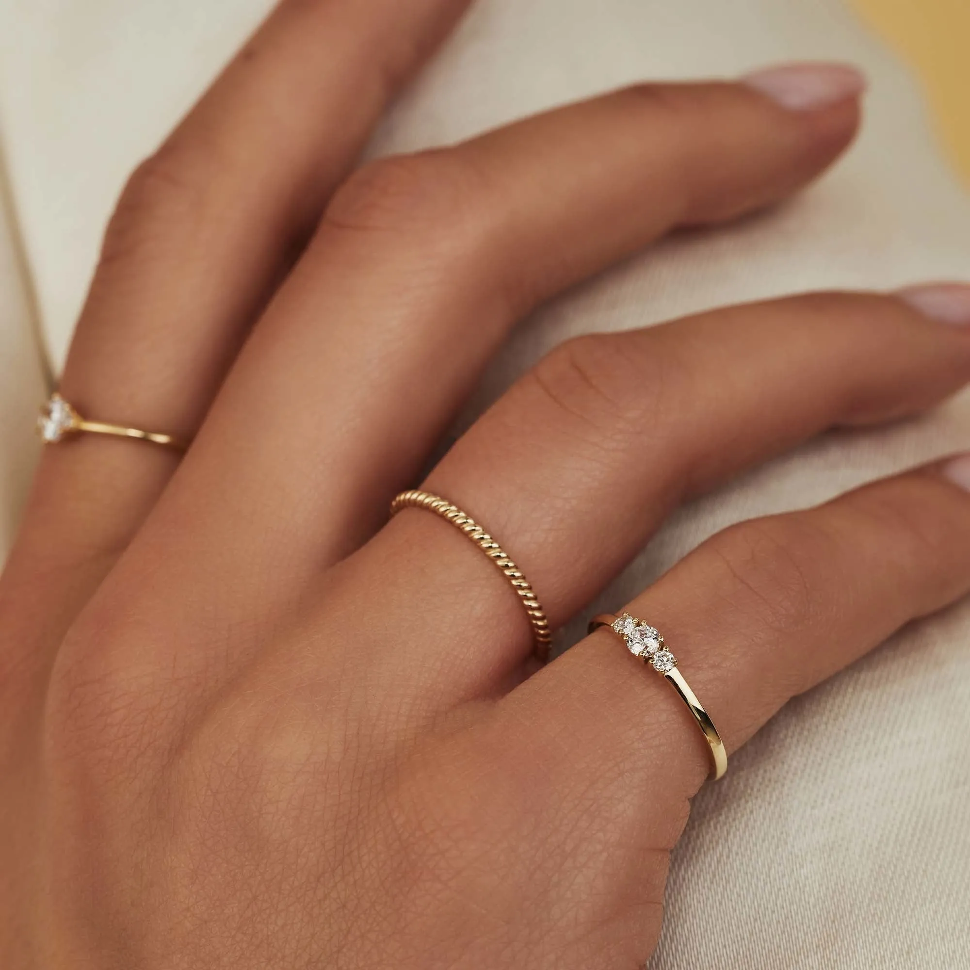 Rivoli Esmée 14 karat gold ring with zirconia stones