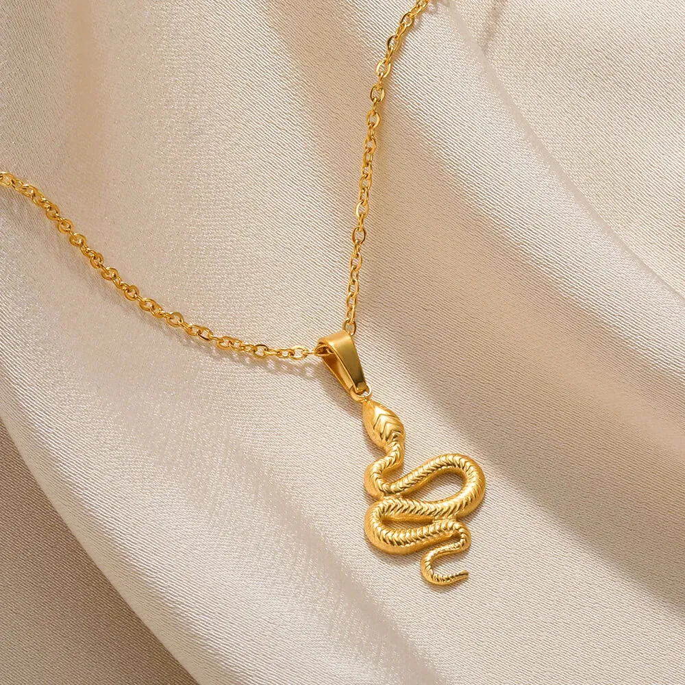 Stainless Steel Love Heart Necklace For Women 2023 New Trendy Lip Chain Simple Pendant Necklace Jewelry free shipping