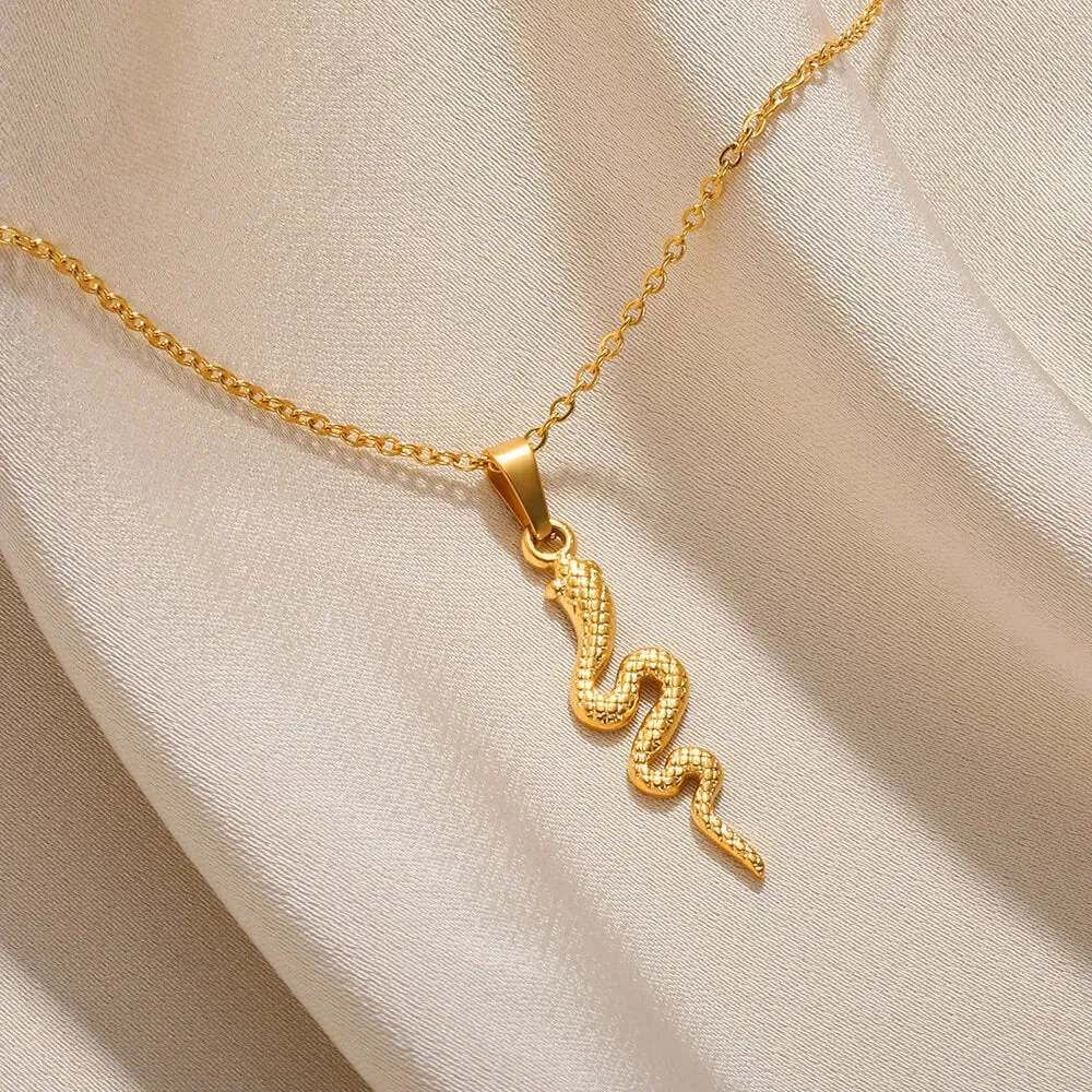 Stainless Steel Love Heart Necklace For Women 2023 New Trendy Lip Chain Simple Pendant Necklace Jewelry free shipping