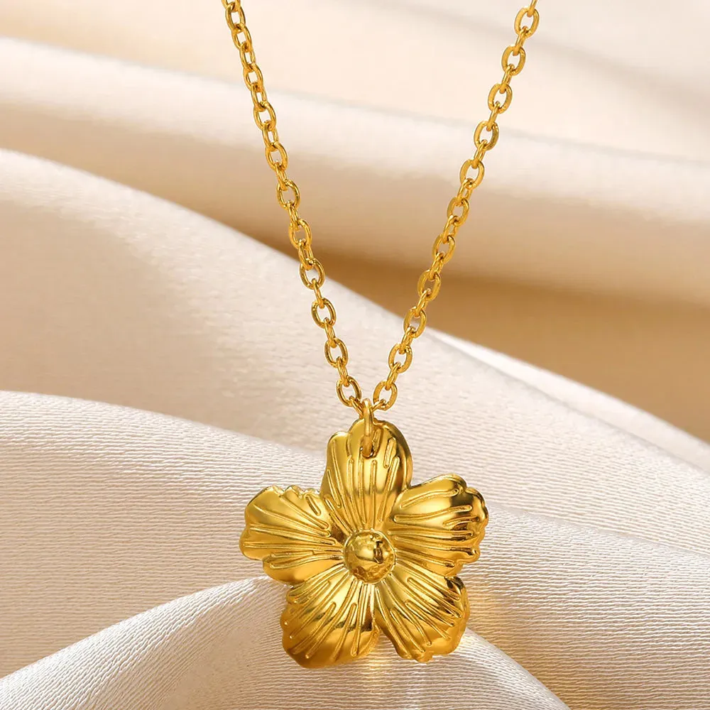 Stainless Steel Love Heart Necklace For Women 2023 New Trendy Lip Chain Simple Pendant Necklace Jewelry free shipping