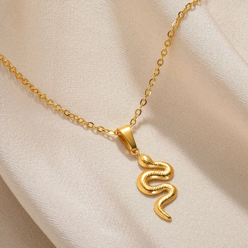 Stainless Steel Love Heart Necklace For Women 2023 New Trendy Lip Chain Simple Pendant Necklace Jewelry free shipping