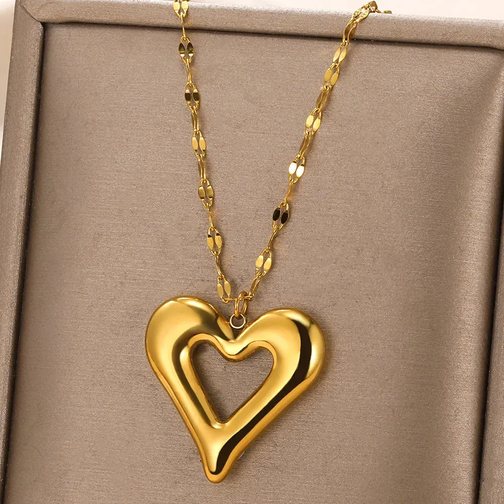 Stainless Steel Love Heart Necklace For Women 2023 New Trendy Lip Chain Simple Pendant Necklace Jewelry free shipping