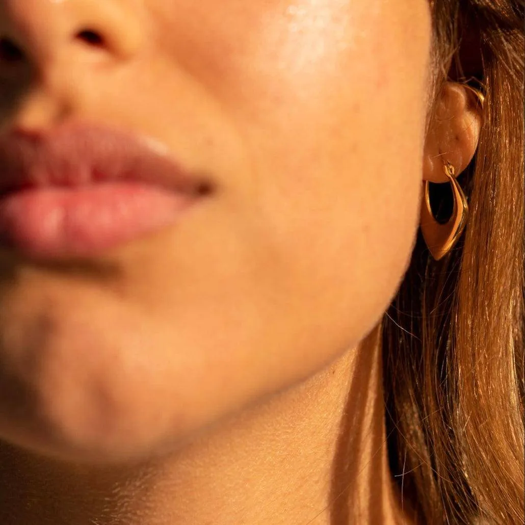 THE NOA HOOP  - 18k gold plated