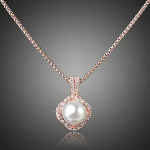 White Pearl Pendant Necklace