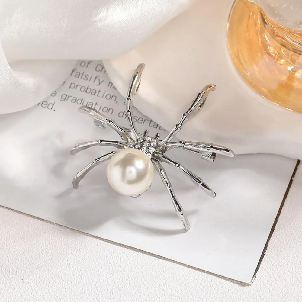 women's animal brooch, rhinestone pearl cubic zirconia high-end temperament animal insect brooch clothing paired with jackets, pins, brooches suitable for women and girls