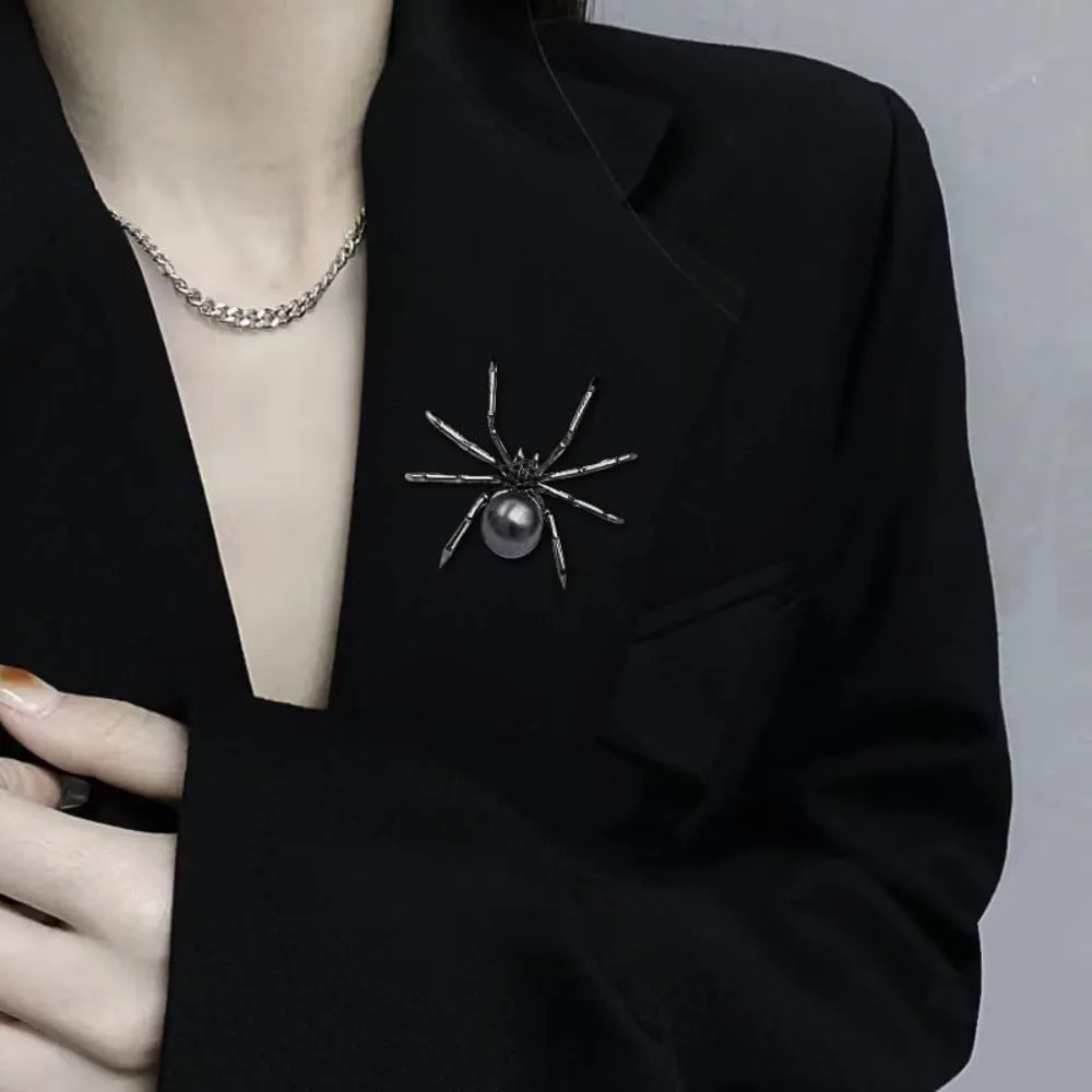women's animal brooch, rhinestone pearl cubic zirconia high-end temperament animal insect brooch clothing paired with jackets, pins, brooches suitable for women and girls